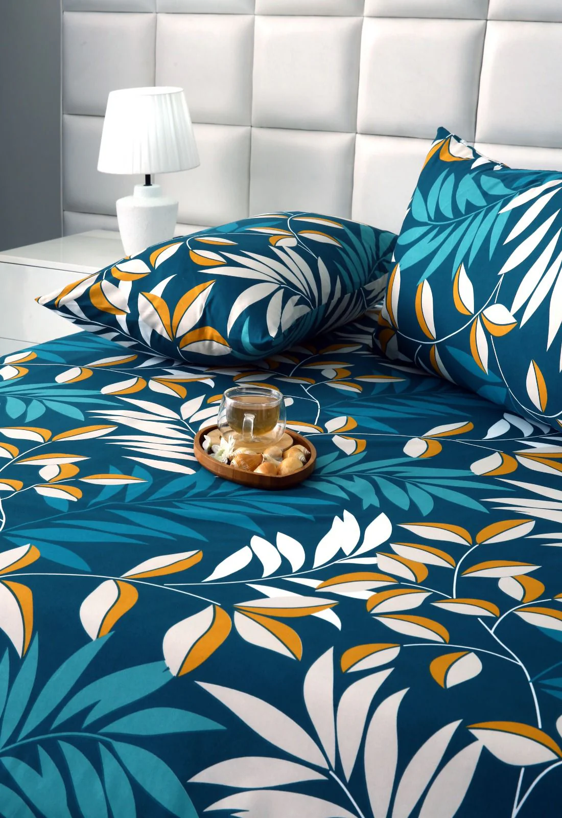 3 PCs Double Bed Sheet-Tropicals - Image 7