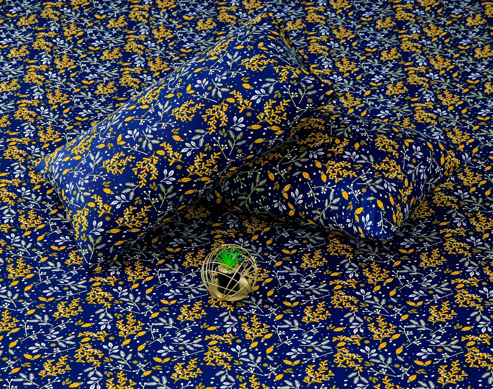 3 PCs Double Bed Sheet-Daffodils - Image 5