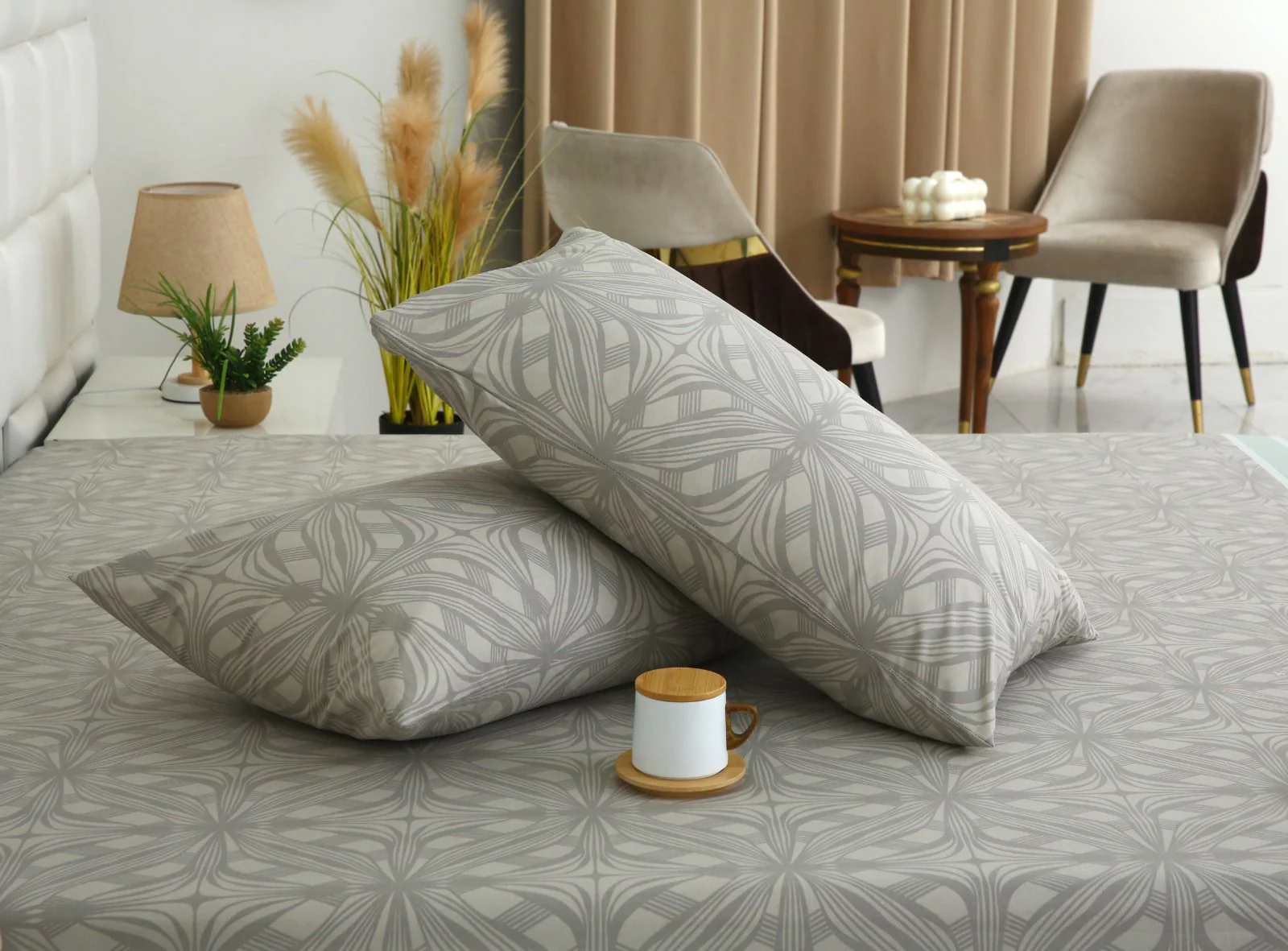 3 PCs Double Bed Sheet With Same Packing-Symmetric Floral - Image 7