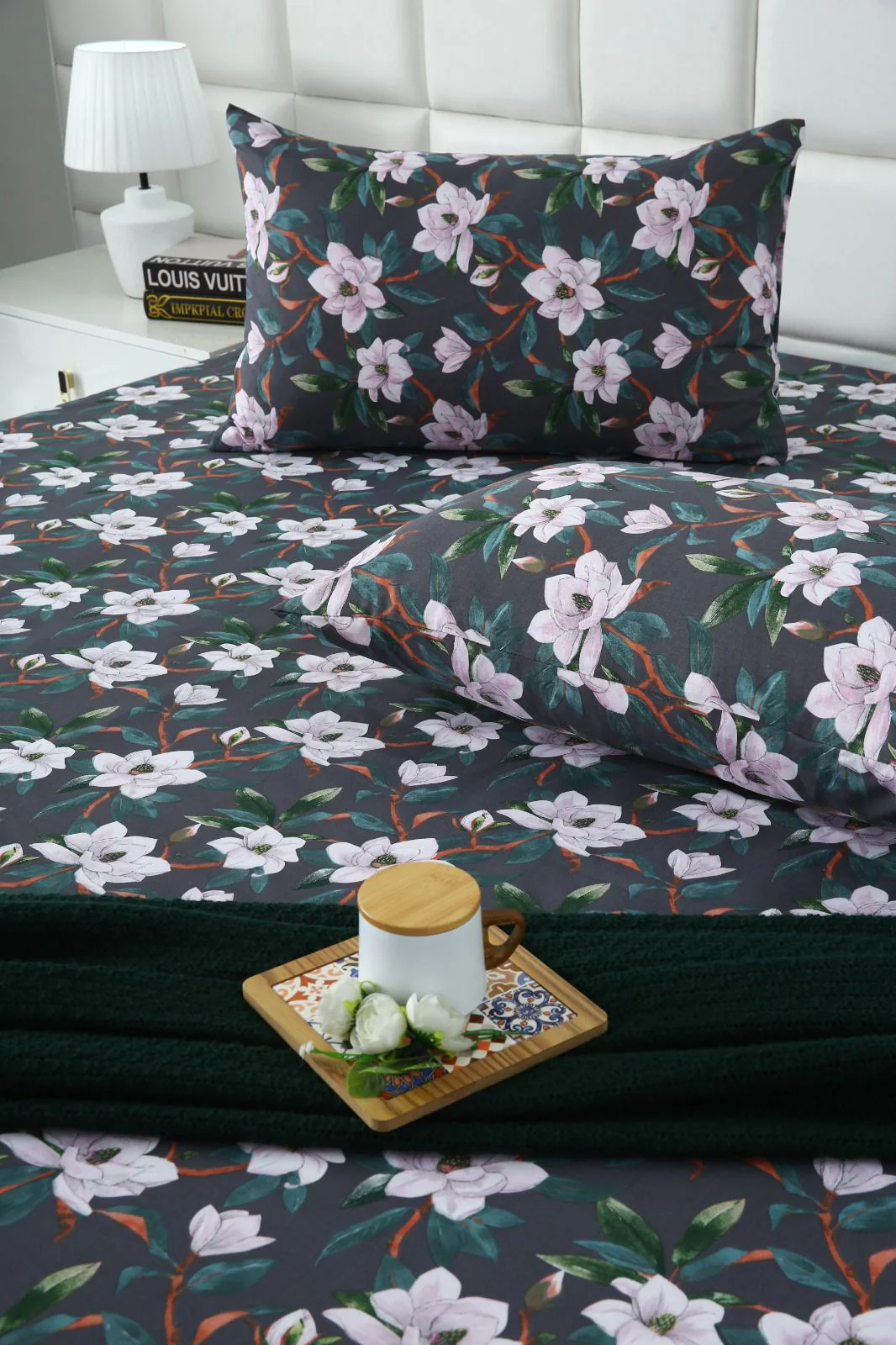 3 PCs Double Bed Sheet With Same Packing-White Blossom - Image 7