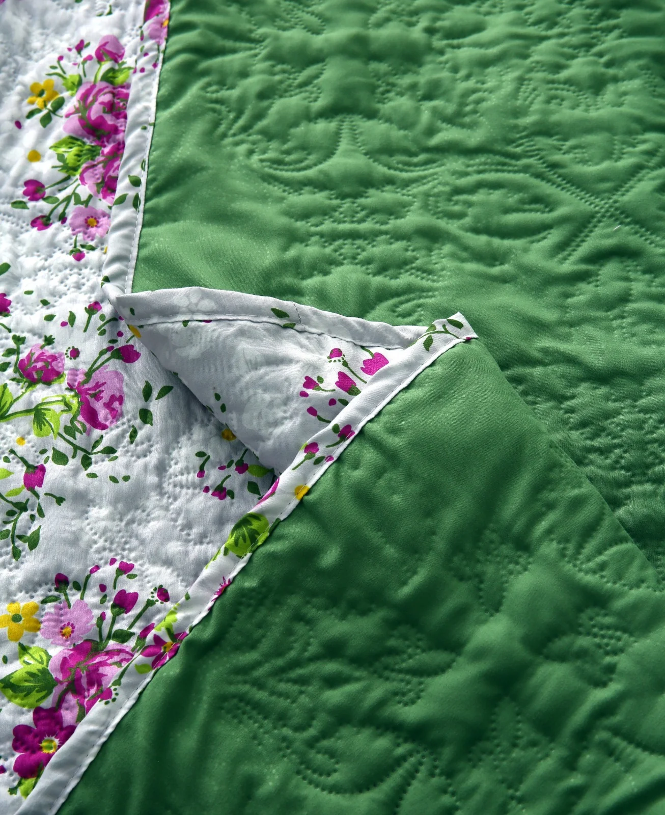 6 PCs Luxury Bed Spread Set-Sweet Pea - Image 6