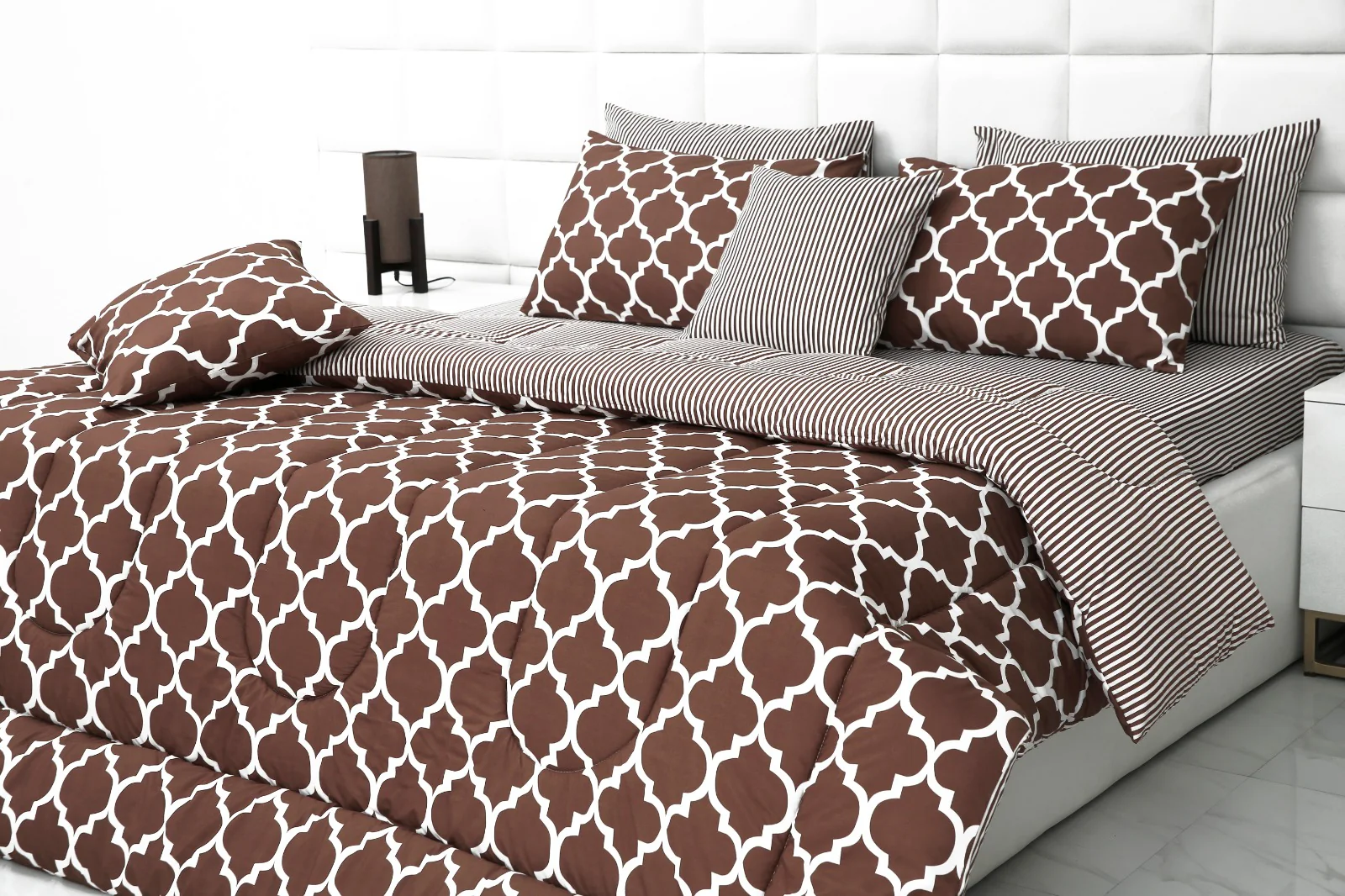 8 PCs Winter Comforter Set-Brown Geometric - Image 6