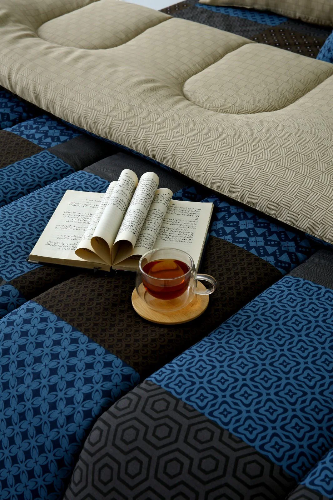 8 PCs Winter Razai Set-Indigo Patchwork - Image 7