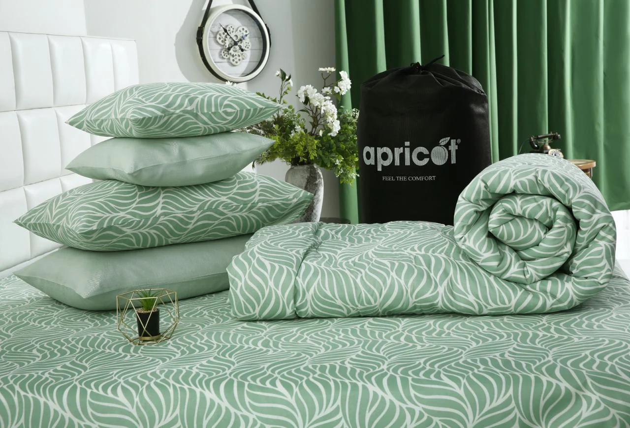 8 PCs Winter Razai Set-Leafy Spiral - Image 13