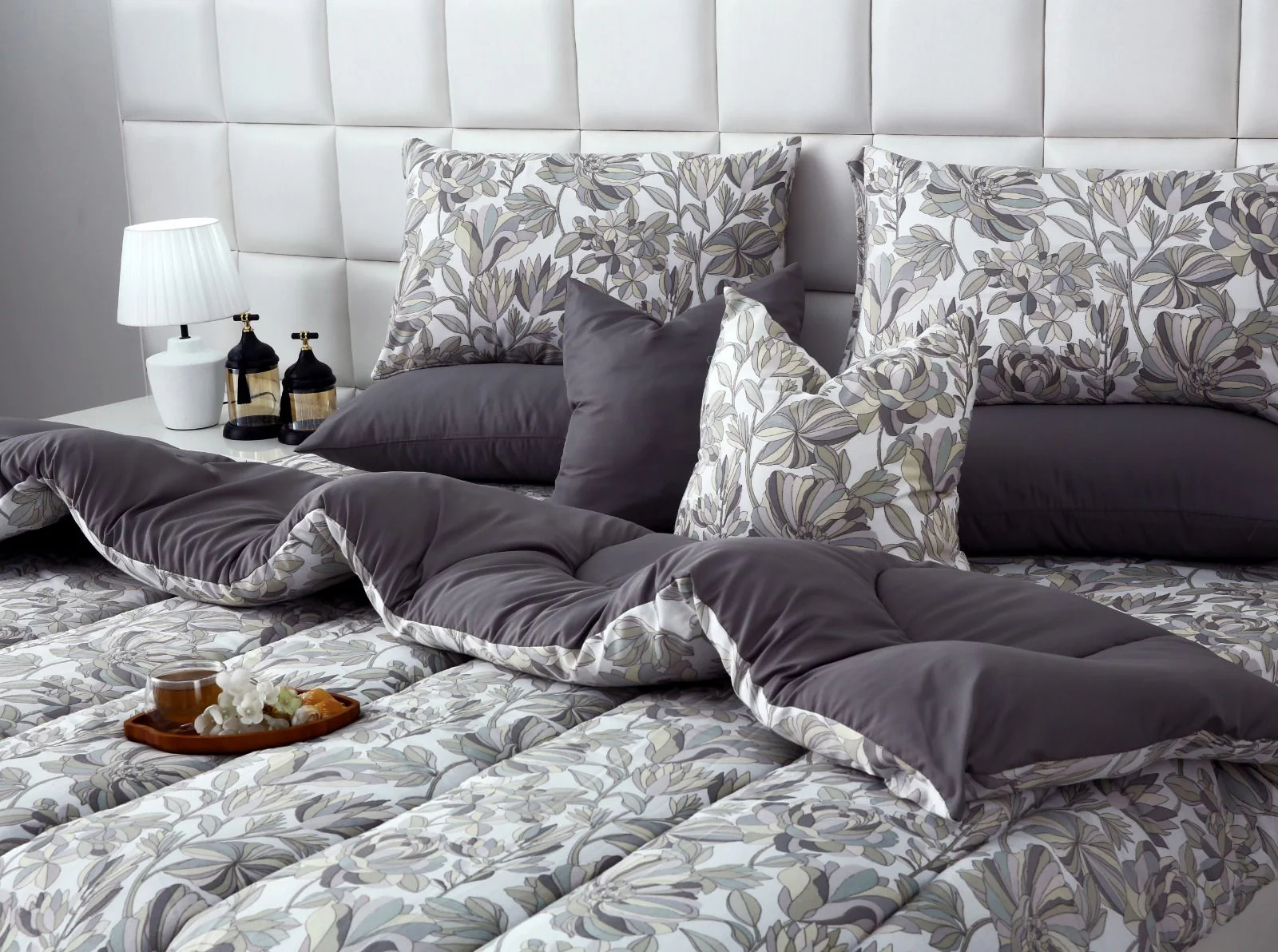 8 PCs Winter Razai Set-Buds Floral(With Pastel Grey Reverse) - Image 4