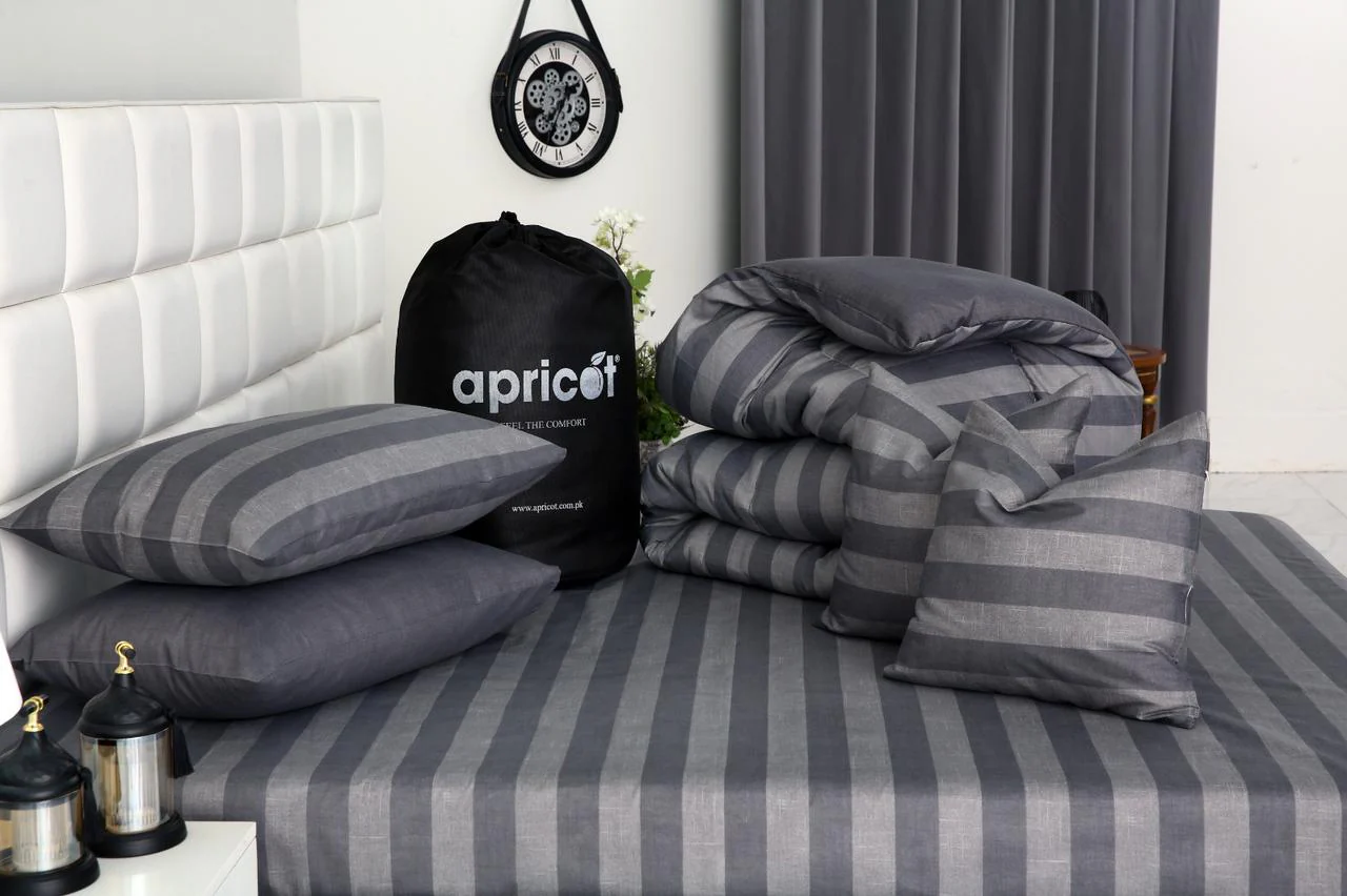 8 PCs Winter Razai Set-Charcoal Stripes - Image 12