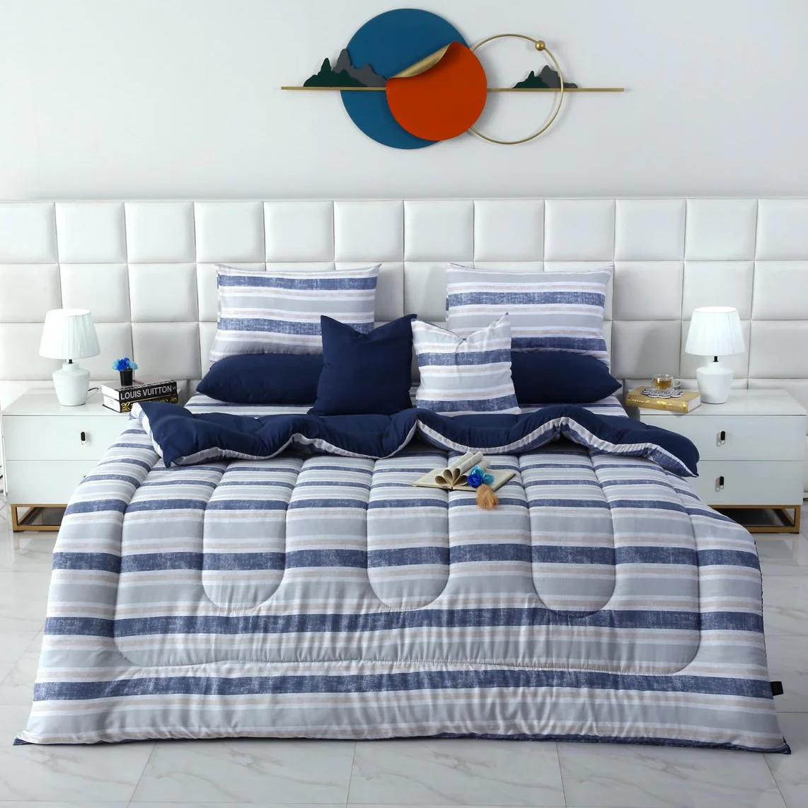 8 PCs Winter Razai Set-Chase Stripe