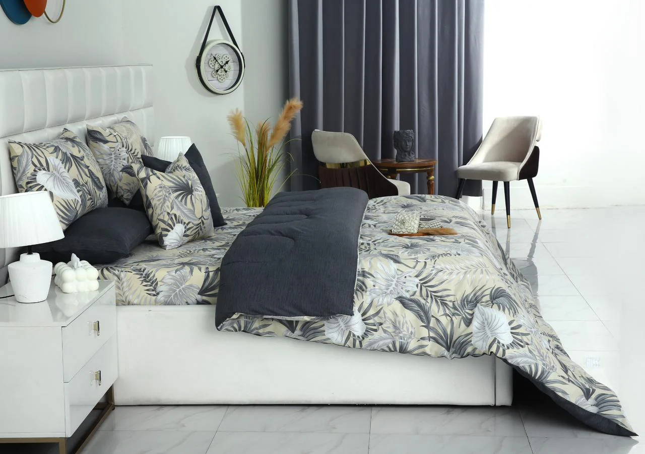 8 PCs Winter Razai Set-Hawaii(With Grey Reverse) - Image 10