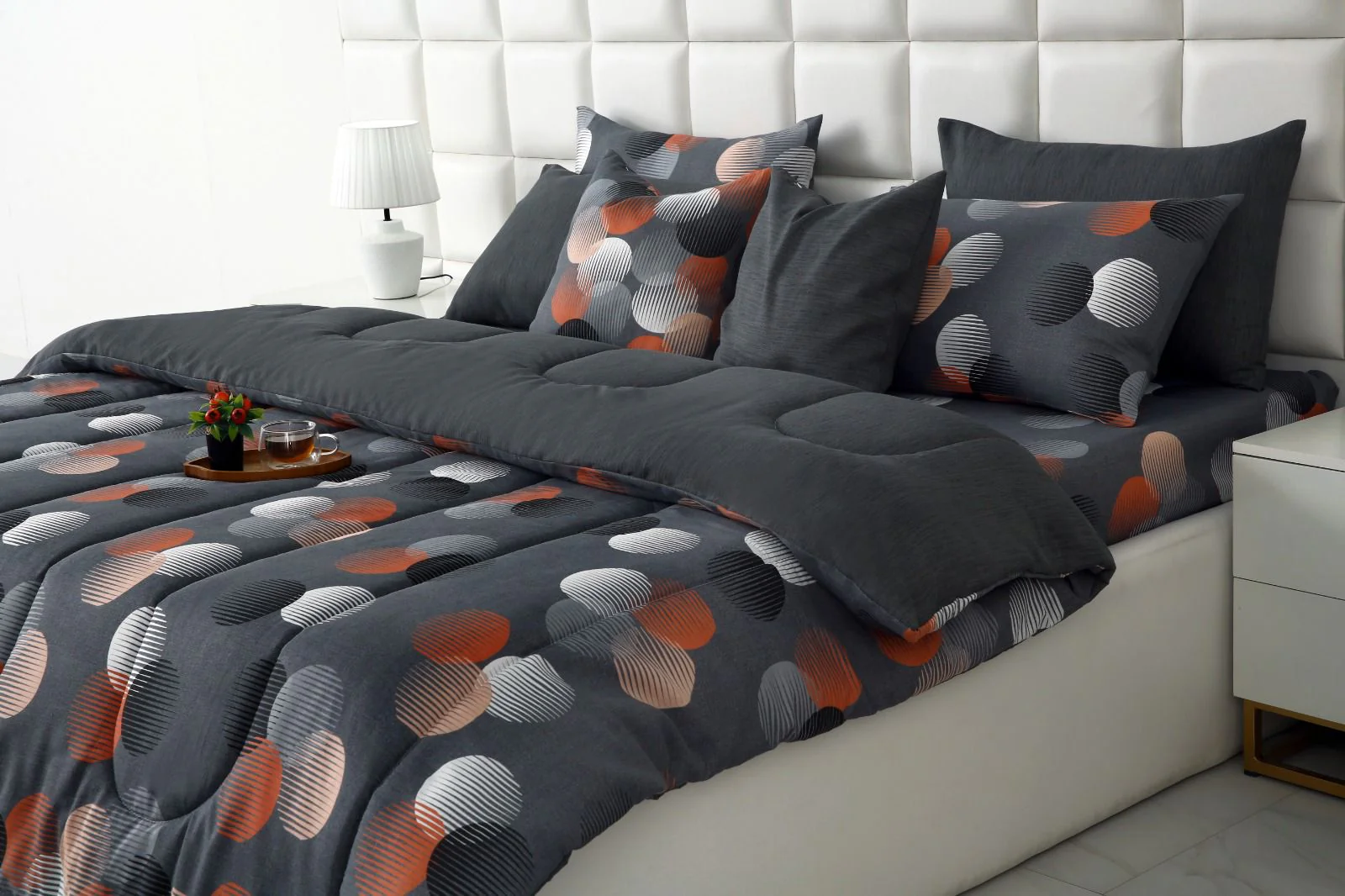 8 PCs Winter Razai Set-Illustration Design - Image 4