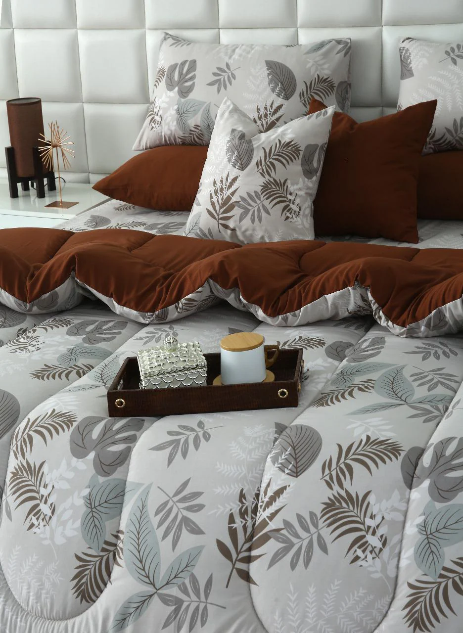 8 PCs Winter Razai Set-Leaf Style(With Brown Reverse) - Image 12