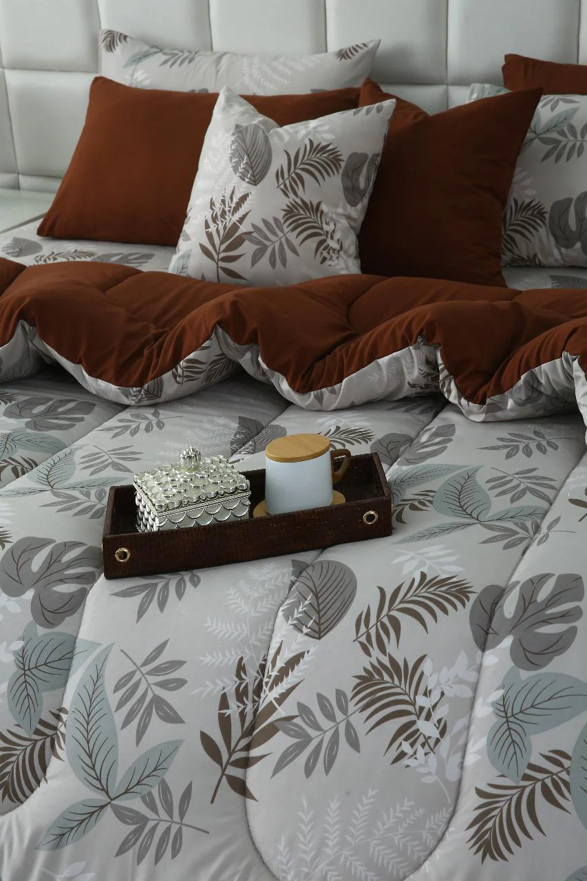 8 PCs Winter Razai Set-Leaf Style(With Brown Reverse) - Image 6