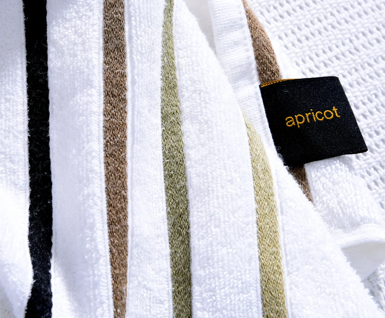 Cotton Towel With Jacquard Stripe (1897)- White - Image 2