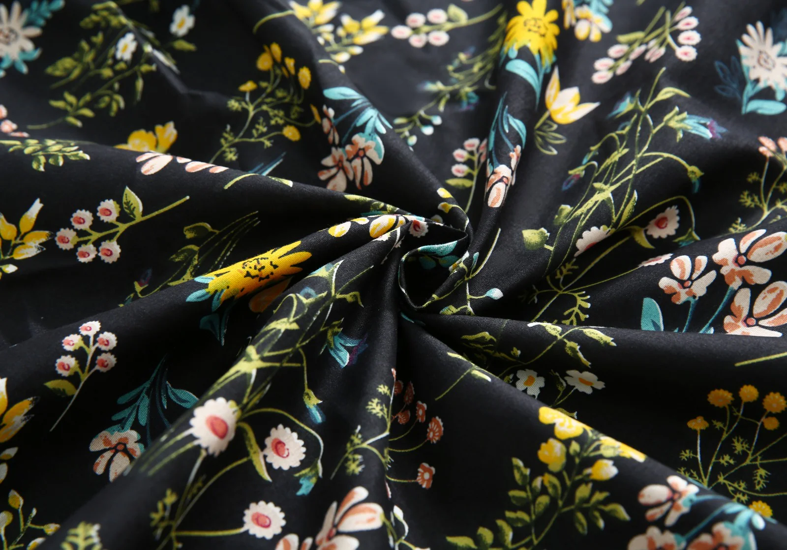 Zipper Mattress Cover Printed-Black Meadows - Image 6